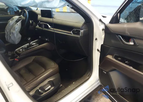 2021 Mazda Cx-5 Signature z USA, uszkodzony, nr VIN JM3KFBEY8M0346148